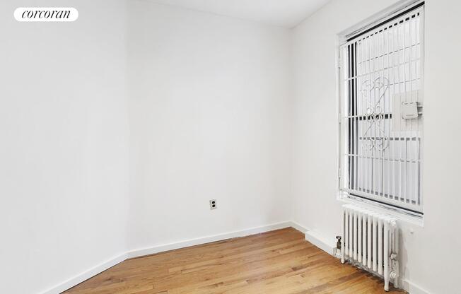 242 East 10th St