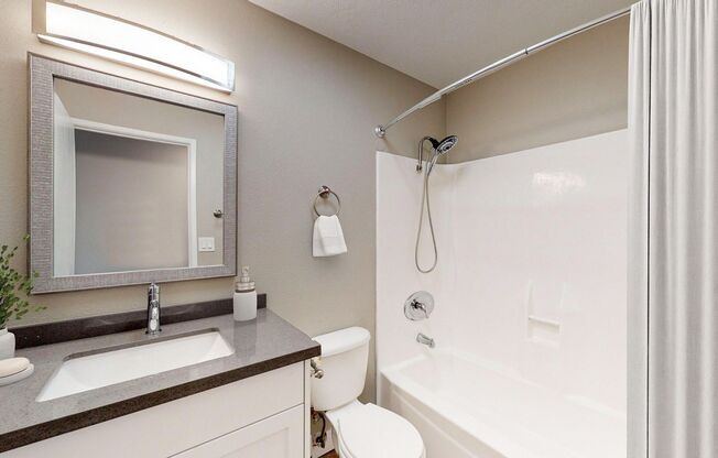 1 bed, 1 bath, 650 sqft, $1,945, Unit 33