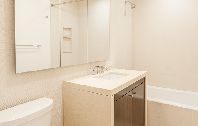 Studio, 1 bath, 723 sqft, $4,750, Unit 14M