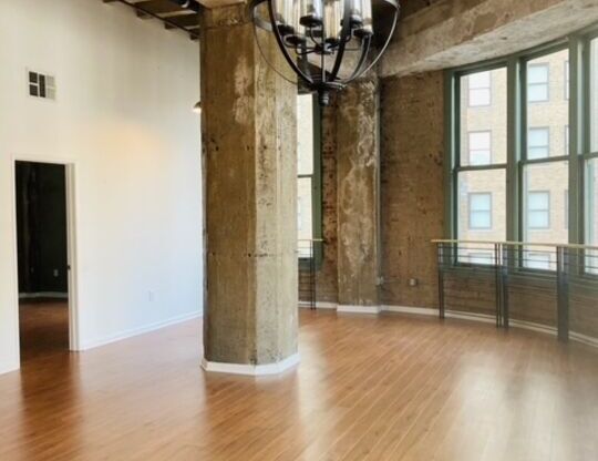 2 beds, 2.3 baths, 1,900 sqft, $5,500, Unit 505