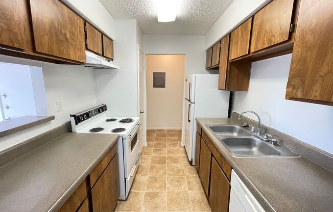 1 bed, 1 bath, 670 sqft, $805, Unit 608