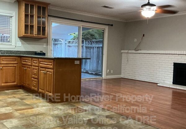 4652 PARK ARCADIA DR