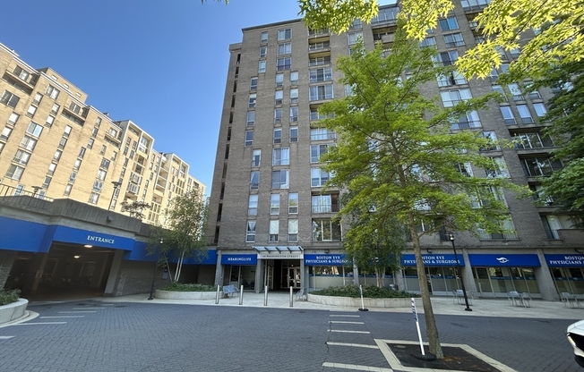 1 bed, 1 bath, 705 sqft, $2,900, Unit 217