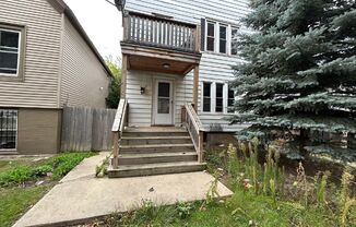 2443 S 9 ST