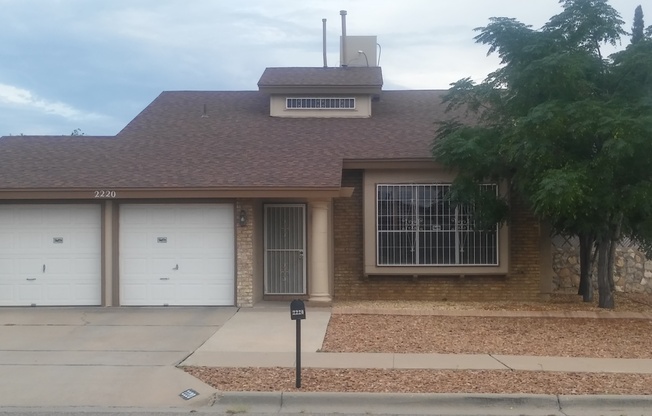 Cozy three bedroom, two baths home in East El Paso!!