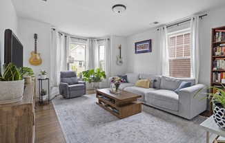 18 BRENT ST