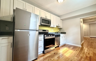 3 beds, 2 baths, 1,200 sqft, $3,000, Unit 15