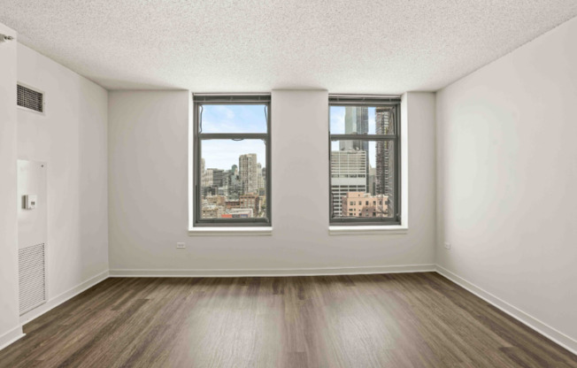 545 W KINZIE