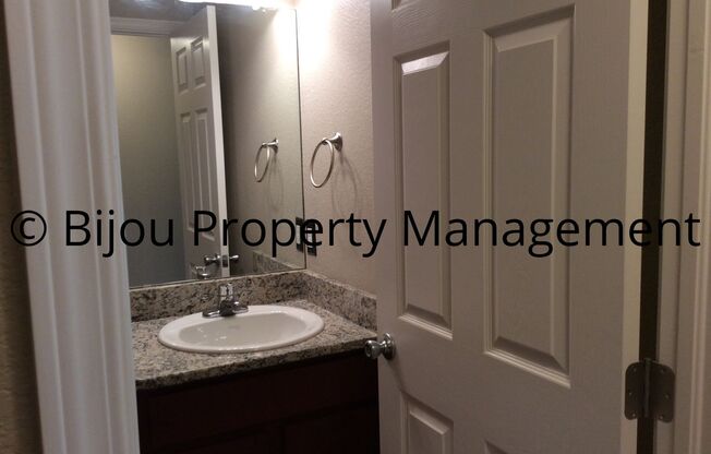 1695 Bear Creek Pt. #304
