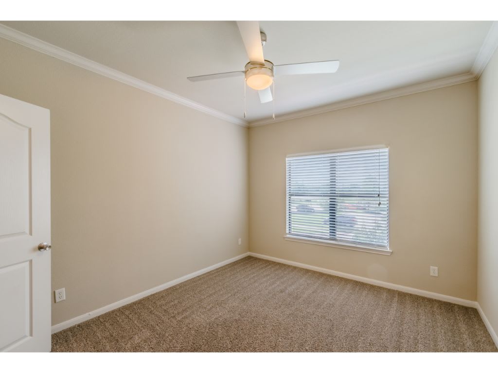 Skyview West Apartments