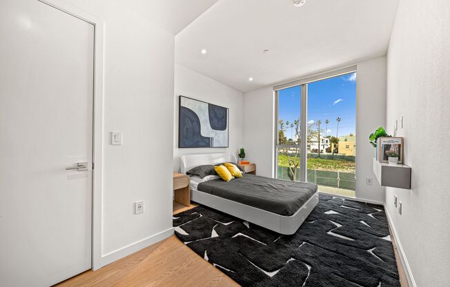 3 beds, 3 baths, 1,158 sqft, $5,357, Unit 205