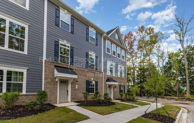306 NEW GALLANT DR