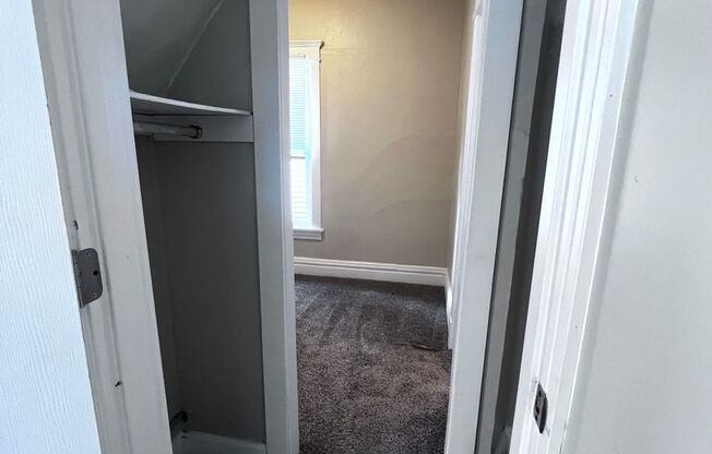 1 bed, 1 bath, $1,100, Unit #2