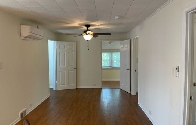 406 W Main St