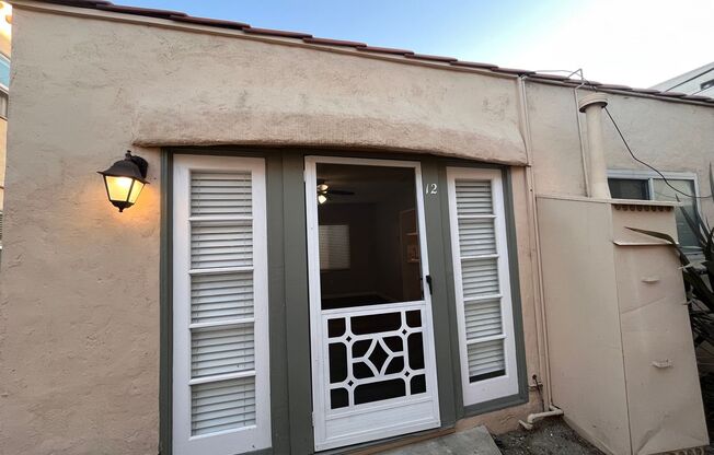 1904 1912 E BERMUDA ST