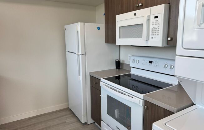 1 bed, 1 bath, 547 sqft, $3,200, Unit 402