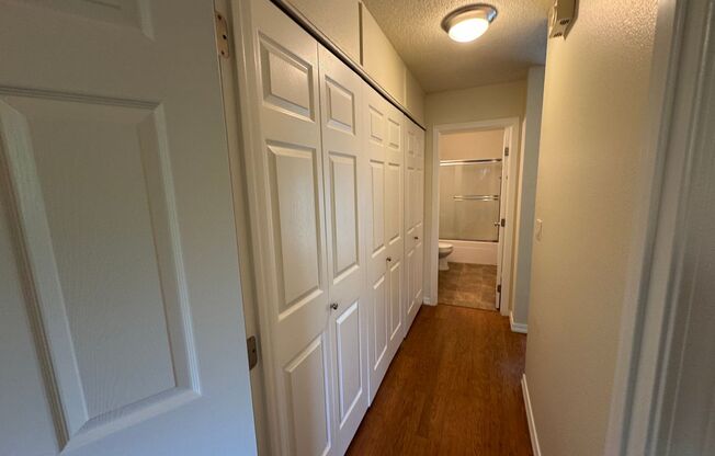 1 bed, 1 bath, 590 sqft, $1,250, Unit 202