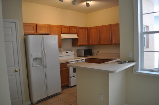 Beautiful 3-Bedroom Townhome in the Heart of Avalon Park