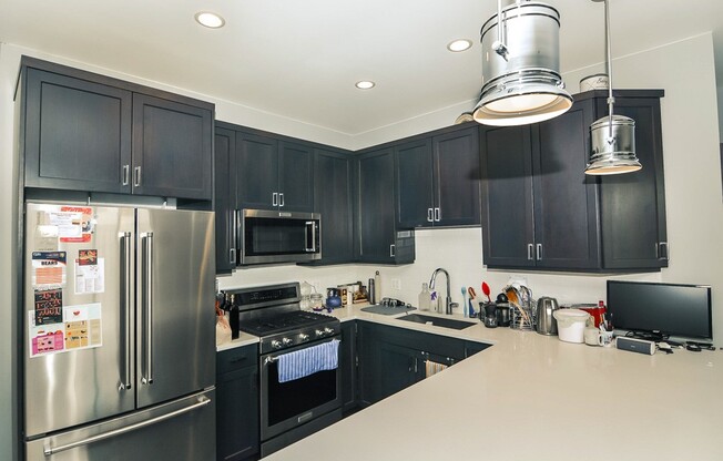 4324 ASHLAND
