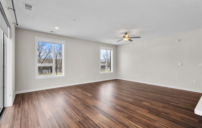 2 beds, 2 baths, 1,577 sqft, $2,600, Unit 402