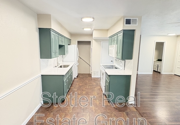 2622 CUSTER PKWY