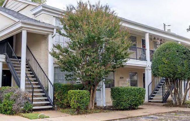We have units move in ready! Give us a call (918) 749-7174