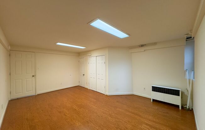 Charming Apartment Units in Charles Village, Baltimore, MD!