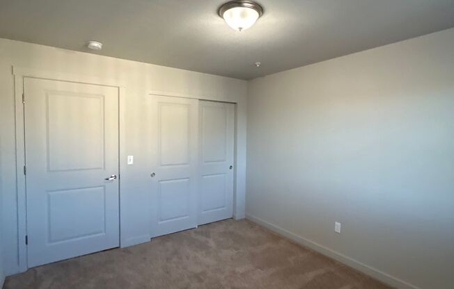 2 beds, 1 bath, $1,585, Unit B301