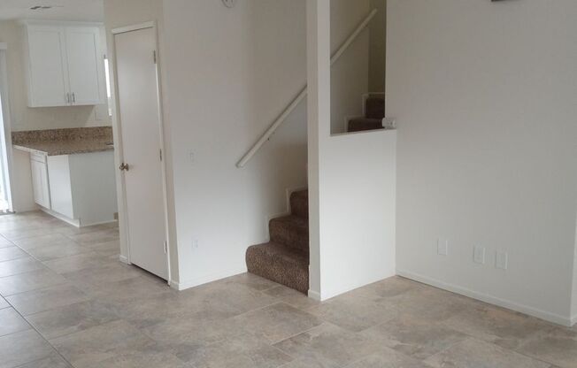 15 - Desert Knolls 2