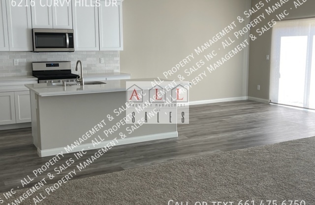 6216 CURVY HLS DR