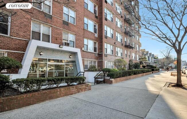 310 BEVERLEY RD