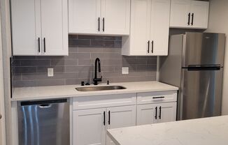 Beautiful 2 Bedroom Condo in Redmond
