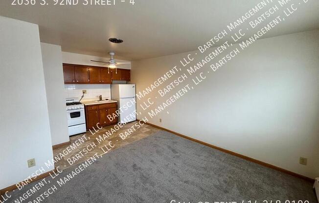 2036 S 92 ST