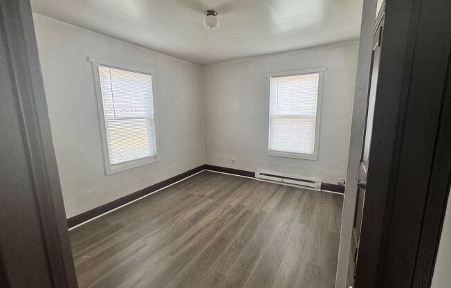 2 beds, 1 bath, $1,000