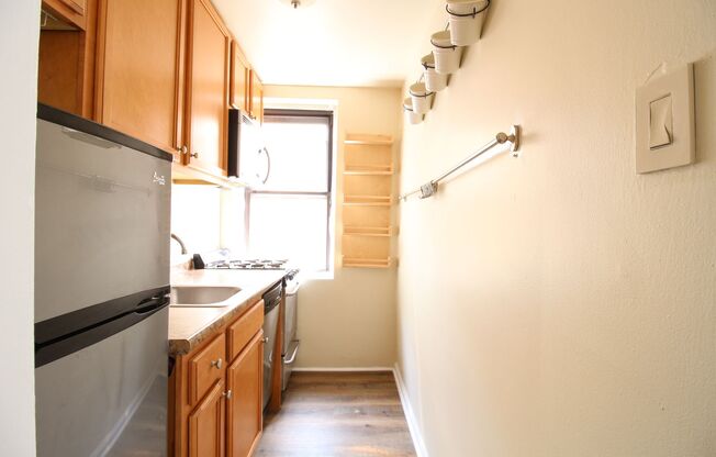 1 bed, 1 bath, $1,495, Unit #E208