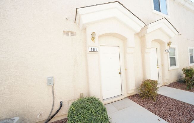 2 beds, 2 baths, $1,595, Unit Parcel #: 176-20-713-325