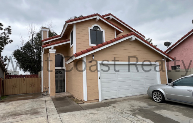 ***COMING SOON*** Spacious 4 bedroom 2.5 Bathroom home with lush landscaping in San Bernardino coming soon!