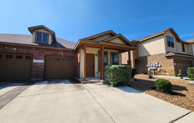 3/2/2 at Creekside Crossing / Covered Front Porch / Fridge / Fenced in Yard / CISD
