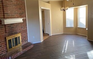 1240 OAK PARK DR