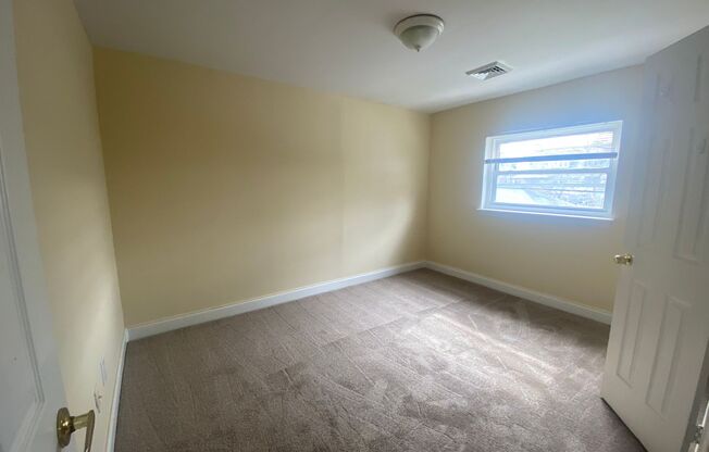 1 bed, 1 bath, $975, Unit 2632B