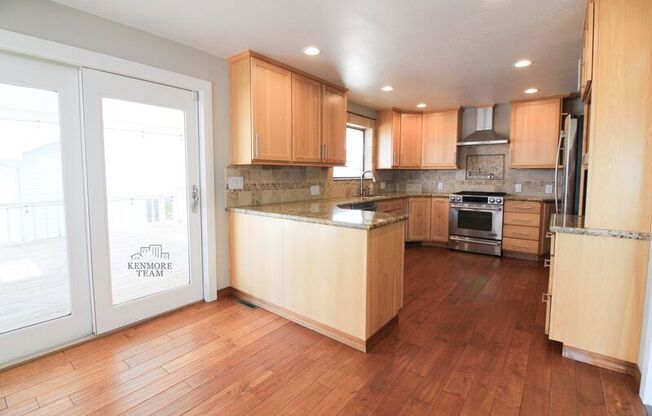 2003 W CANAL DR