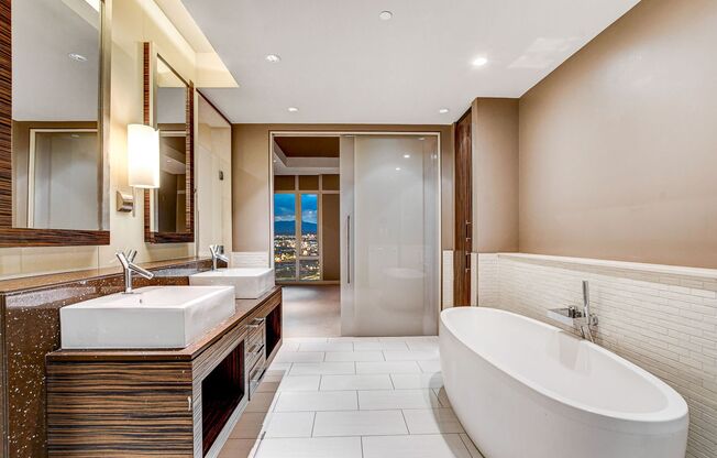 1 bed, 1.5 baths, $6,995