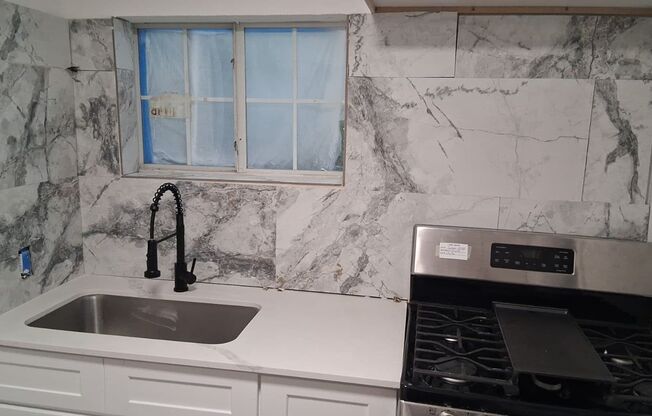BEAUTIFUL HOME IN BEAUMONT. MOVE IN READY!.