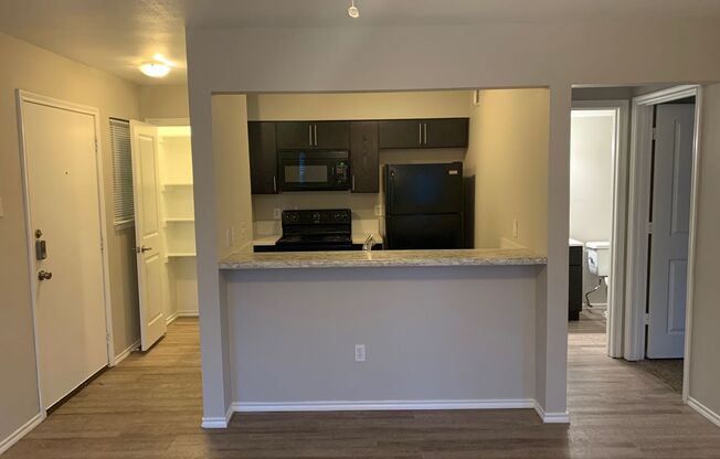 1 bed, 1 bath, 540 sqft, $1,085, Unit 109