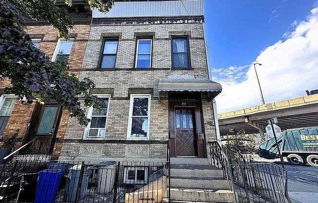 151 KINGSLAND AVE