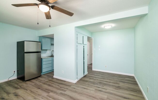 1 bed, 1 bath, 517 sqft, $800, Unit 12