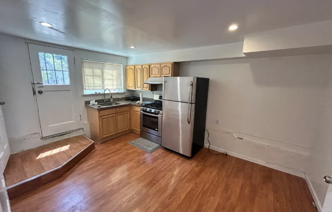 42 W VW AVE