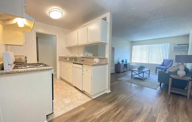 1 bed, 1 bath, 625 sqft, $1,695, Unit 120