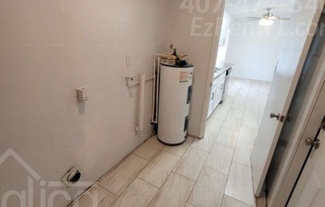 Completely Remodeled 3/1 in Orlando with Carport - Move-in Special - One Month Free