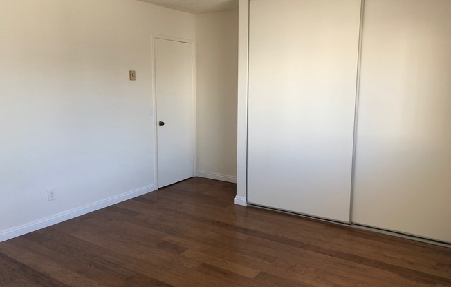 1 bed, 1 bath, 550 sqft, $2,050, Unit 07